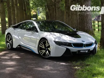 Used BMW i8 Luxury Line 362 HP (266 kW) 2016 White Coupe