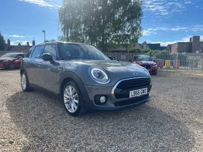 Begagnad Mini Cooper Clubman 150 HK (110 kW) 2017 Grå Kombi