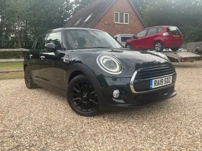 Used Mini Cooper Classic 2019 Black Hatchback