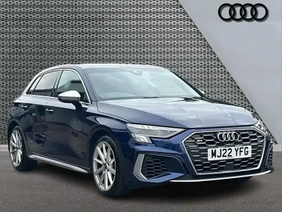Used Audi S3 Sportback Comfort 310 HP (228 kW) 2022 Blue Hatchback