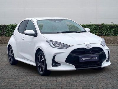 Used Toyota Yaris Hybrid Design 2024 White Hatchback