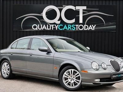Usado Jaguar S-Type SE 400 HP (294 kW) 2002 Cinzento Sedan