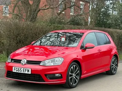 Used VW Golf VII 2015 Red Hatchback