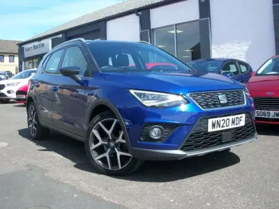 Usado Seat Arona XCELLENCE Lux 115 CV (84 kW) 2020 Azul SUV