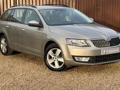 Used Skoda Octavia SE 105 HP (77 kW) 2013 Estate