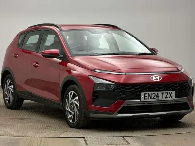 Używany Hyundai Bayon Advanced 100 KM (73 kW) 2024 Czerwony SUV