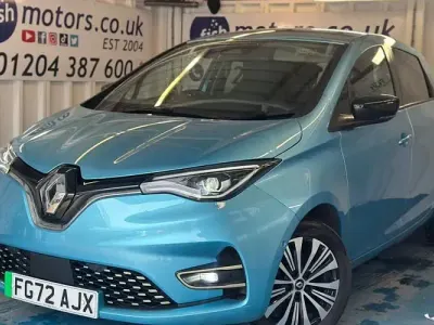 Used Renault Zoe Techno 100 kW (136 HP) 2022 Blue Hatchback