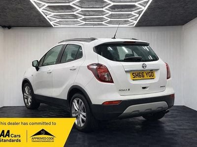 Used Vauxhall Mokka X Active 140 HP (102 kW) 2016 White SUV