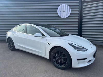 Used Tesla Model 3 Standard Range 366 kW (498 HP) 2020 White Sedan