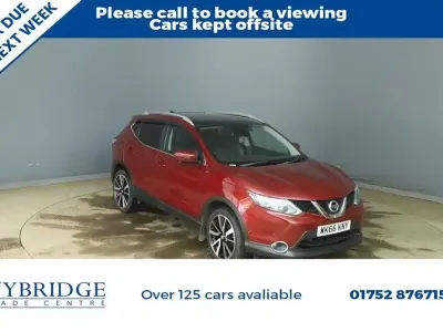 Used Nissan Qashqai S 110 HP (80 kW) 2016 Red SUV