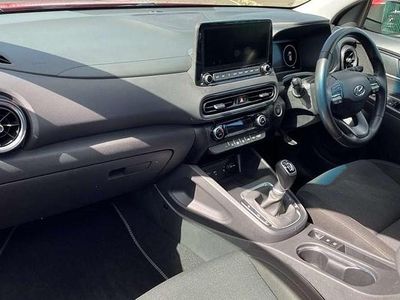 Used Hyundai Kona Premium 120 HP (88 kW) 2022 Red SUV