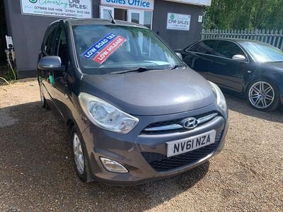 Usado Hyundai i10 Active 85 HP (62 kW) 2012 Cinzento Citadino