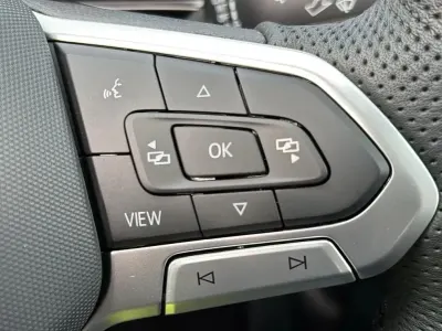 Novo VW T-Roc Black Edition 147 HP (108 kW) 2026 Preto SUV