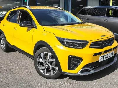 Used Kia Stonic GT-Line 118 HP (86 kW) 2023 Yellow SUV