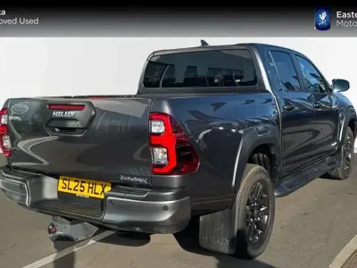 Usado Toyota HiLux 201 CV (147 kW) 2025 Gris Pickup/Camioneta