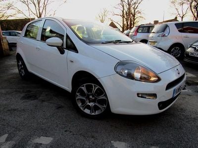Used Fiat Punto Easy Plus 77 HP (56 kW) 2016 White Hatchback