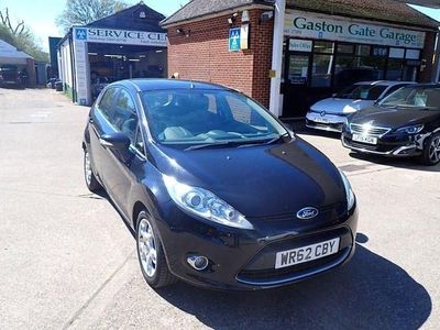 Usado Ford Fiesta Zetec 82 HP (60 kW) 2012