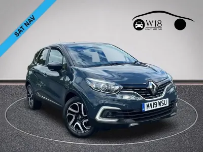 Used Renault Captur Iconic 90 HP (66 kW) 2019 Blue/black SUV