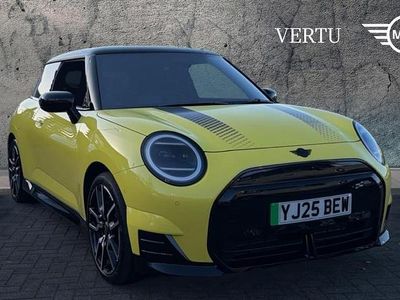 New Mini Cooper Hatch 133 kW (181 HP) 2025 Yellow Hatchback