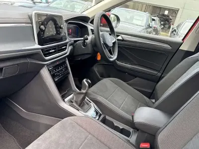 New VW T-Roc Style 150 HP (110 kW) 2026 Red SUV
