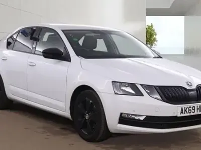 Used Skoda Octavia SE Technology 150 HP (110 kW) 2019 White Hatchback
