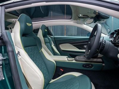 New Aston Martin Vanquish 835 HP (614 kW) 2025 Green Coupe