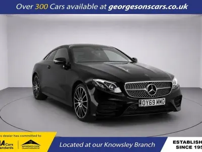 Gebraucht Mercedes E220 AMG line 194 PS (142 kW) 2019 Schwarz Coupé