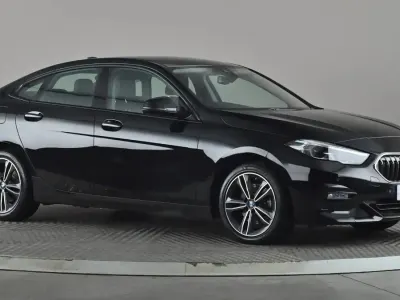 Begagnad BMW 218 Sport Line 150 HK (110 kW) 2023 Svart Sportkupé