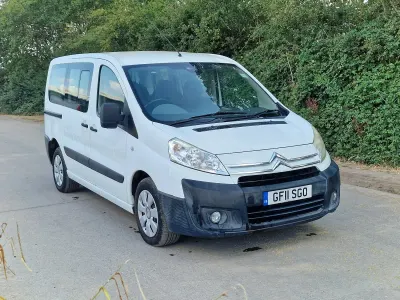 Used Citroën Dispatch 118 HP (86 kW) 2011 White MPV