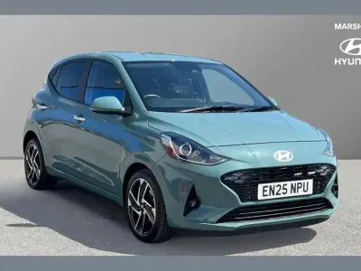Used Hyundai i10 Premium 77 HP (56 kW) 2025 Green Hatchback