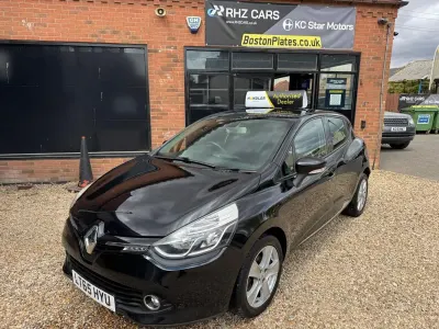 Used Renault Clio Dynamique 90 HP (66 kW) 2015 Black Hatchback