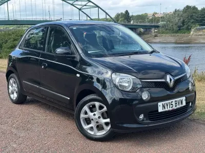 Used Renault Twingo Dynamique 70 HP (51 kW) 2015 Black Hatchback