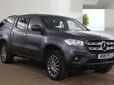 Usado Mercedes X250 Progressive 190 HP (139 kW) 2019 Cinzento Pickup