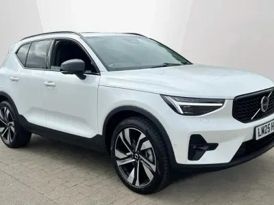 Used Volvo XC40 Ultra 161 HP (118 kW) 2025 White SUV
