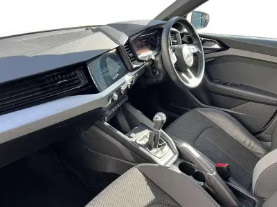 Used Audi A1 S-Line 94 HP (69 kW) 2021 White SUV
