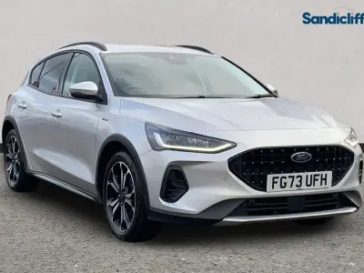 Używany Ford Focus Active X 125 KM (91 kW) 2023 Srebrny Hatchback