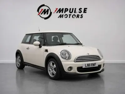Used Mini ONE Hatch 98 HP (72 kW) 2011 White Hatchback