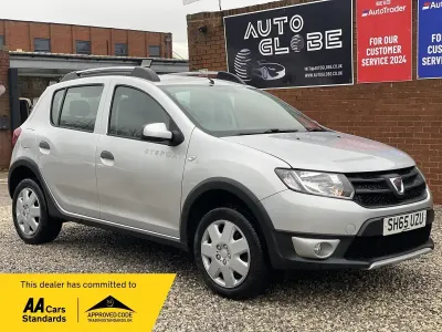 Begagnad Dacia Sandero Ambiance 2015 Silver Halvkombi