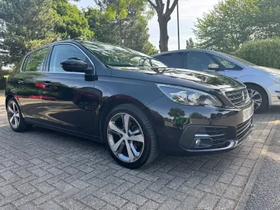 Used Peugeot 308 Allure 130 HP (95 kW) 2020 Black Hatchback