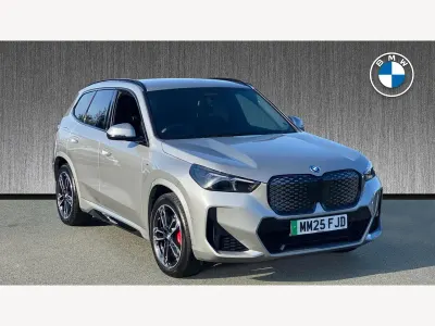Używany BMW iX1 M Sport 147 kW (201 KM) 2025 Srebrny SUV