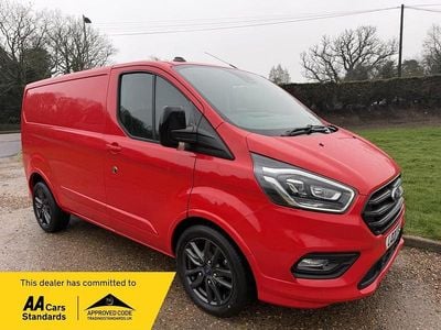 Used Ford Transit Custom Sport 185 HP (136 kW) 2021 Red Van