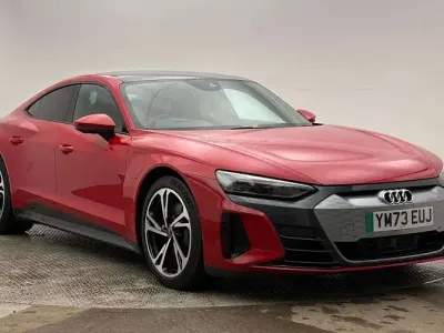 Used Audi e-tron GT quattro Design 389 kW (530 HP) 2024 Sedan