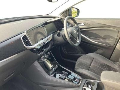 Used Vauxhall Grandland X Ultimate 130 HP (95 kW) 2024 Arctic white SUV