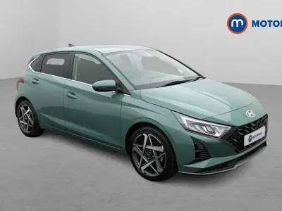 Used Hyundai i20 Ultimate 101 HP (74 kW) 2025 Green Hatchback