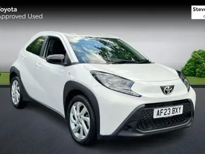 Used Toyota Aygo X PURE 72 HP (52 kW) 2025 SUV