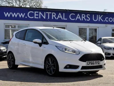 Used Ford Fiesta ST-Line 140 HP (102 kW) 2016 White Hatchback