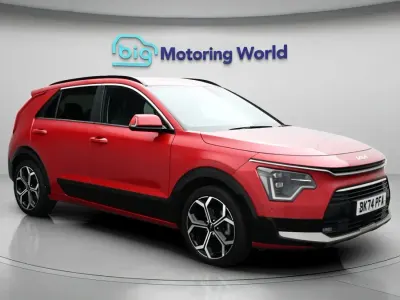 Second-hand Kia Niro 129 CP (94 kW) 2024 Roșu SUV