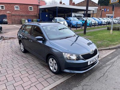 Used Skoda Fabia SE 95 HP (69 kW) 2018 Grey Estate