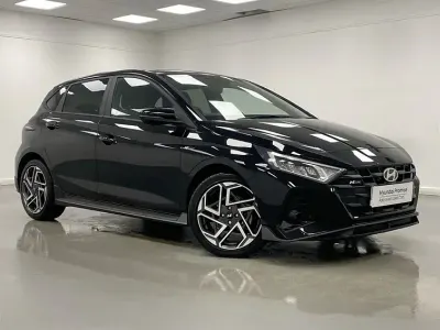 Käytetty Hyundai i20 N Line 90 HP (66 kW) 2024 Musta Viistoperä