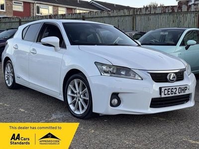Lexus CT200h